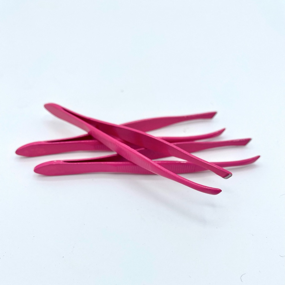 Set of 3 pink tweezers